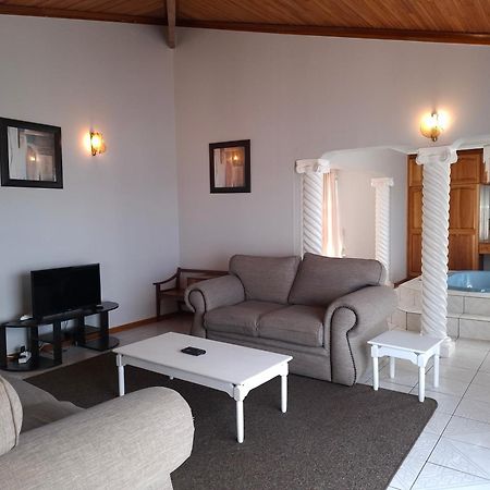 Eagles Nest Villa Sedgefield Bagian luar foto